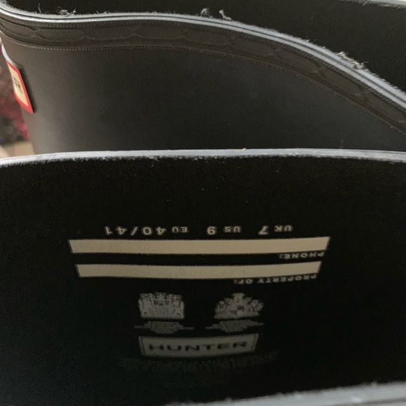 Hunter tall black womans buckle boots size 9 - Picture 2 of 2